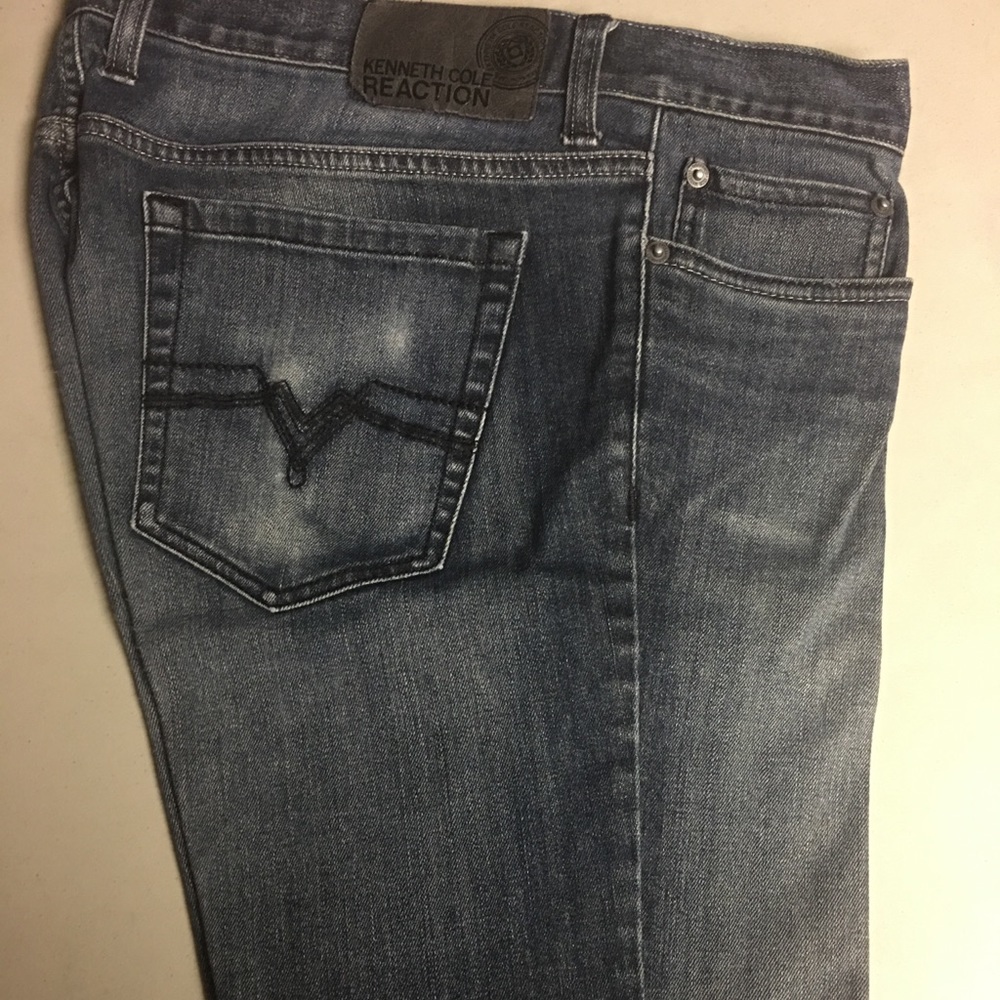 Kenneth Cole Reaction slim fit jeans for men